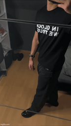 IN GLOCK WE TRUST // T-SHIRT (BLACK EDITION)